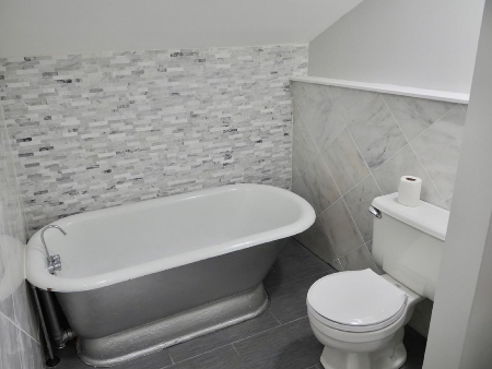 Bathroom remodeling service